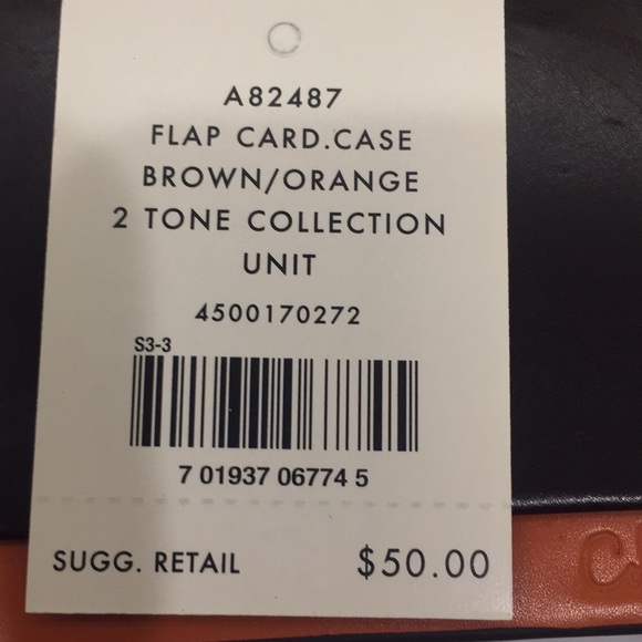 Leather card holder with tag - Picture 3 of 3